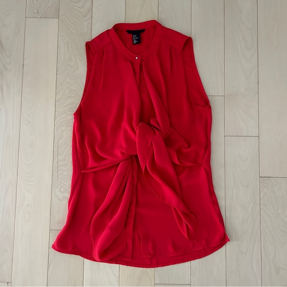 H&M Tops - H&M Red Front Tie Flowy Sleeveless Blouse